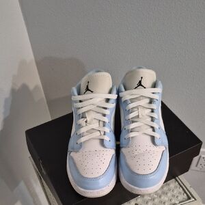 Jordan 1 Lows Youth Sky Blue and White